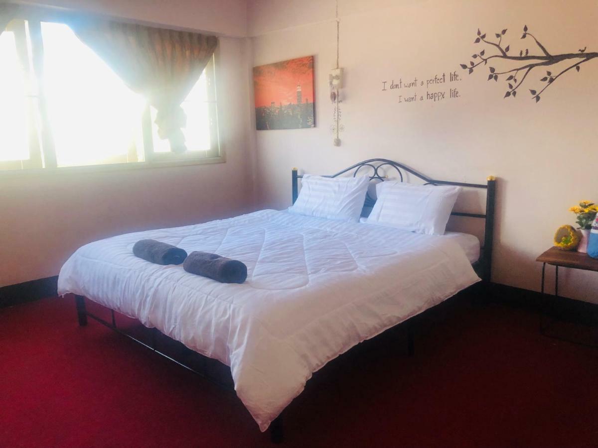 Sofia Hostel Chiang Rai Luaran gambar