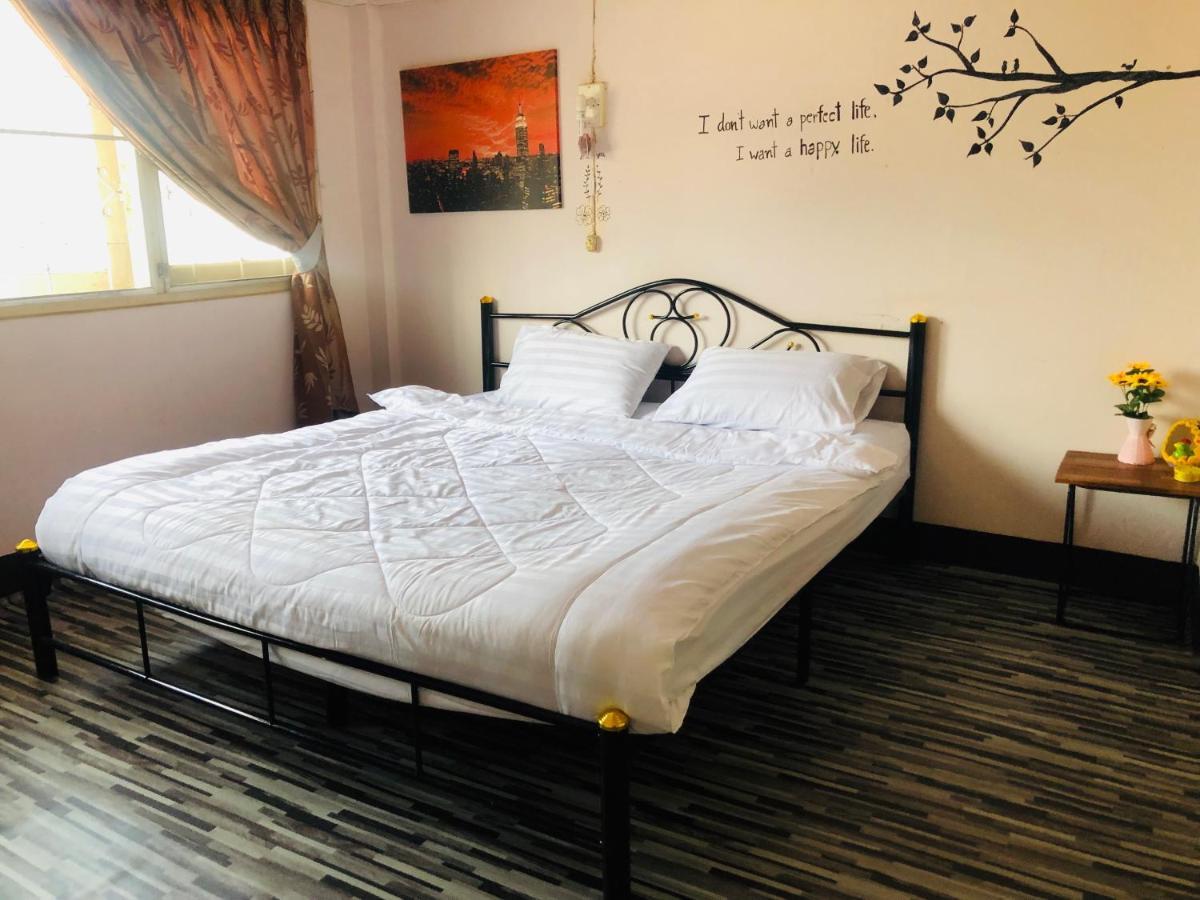 Sofia Hostel Chiang Rai Luaran gambar